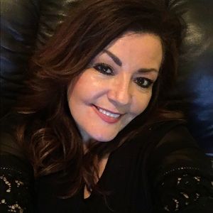 Meet your Posher, Marianne